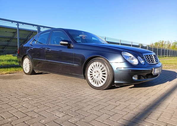 Mercedes-Benz Klasa E cena 22400 przebieg: 329000, rok produkcji 2004 z Świnoujście małe 436